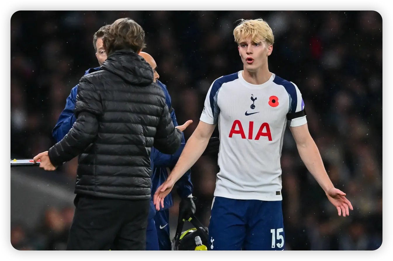 From White Hart Lane to Etihad: Walker's Bittersweet Transition